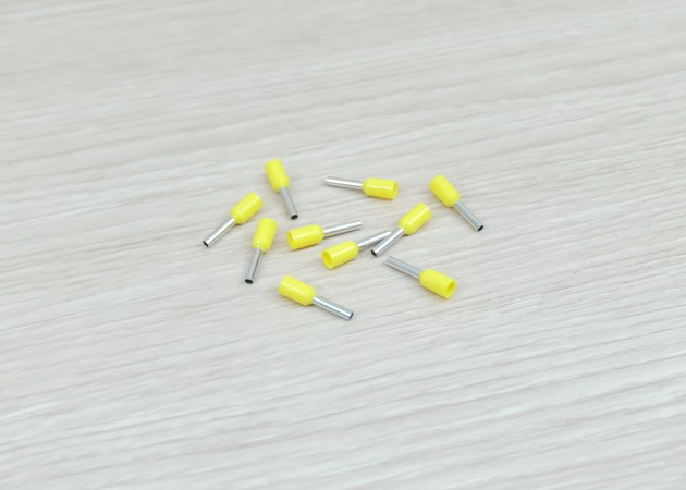 E1008 (Yellow) Terminal เหมาะกับสาย 18AWG (แพ็ค100ชิ้น)