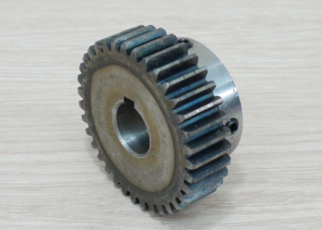 Spur Gear Pinion 1.5 Mod 35Teeth Bore 14mm - Hole & keyway (straight teeth - เฟืองตรง)