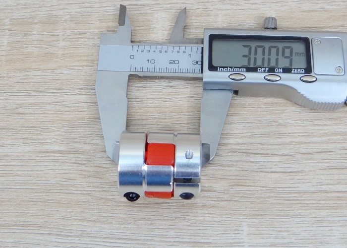 6.35 x 8 mm XB-Plum Flexible Shaft Coupling D25 L30