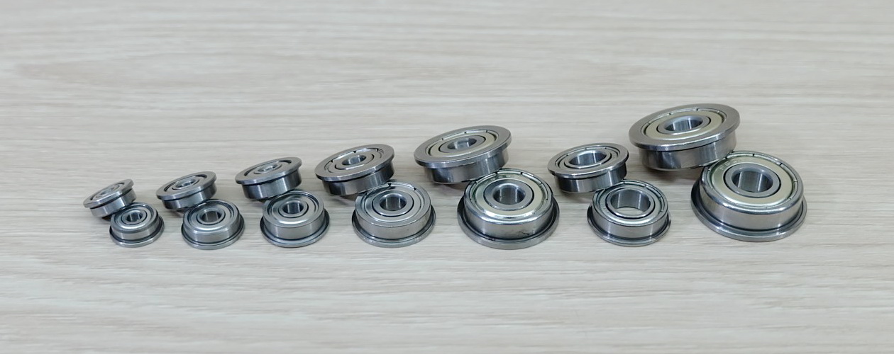 F624ZZ (4x15x5mm) Flange Deep Groove Ball Bearing