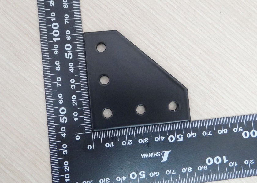 Black L-90 degree joint plate 5-Hole สำหรับ Series 20 Alu Profile