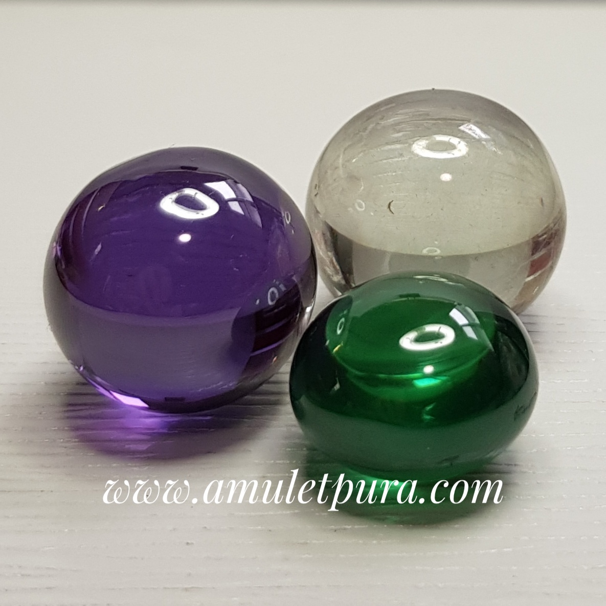 เพชรพญานาค เขียวมรกต สัญฐานลูกแก้ว