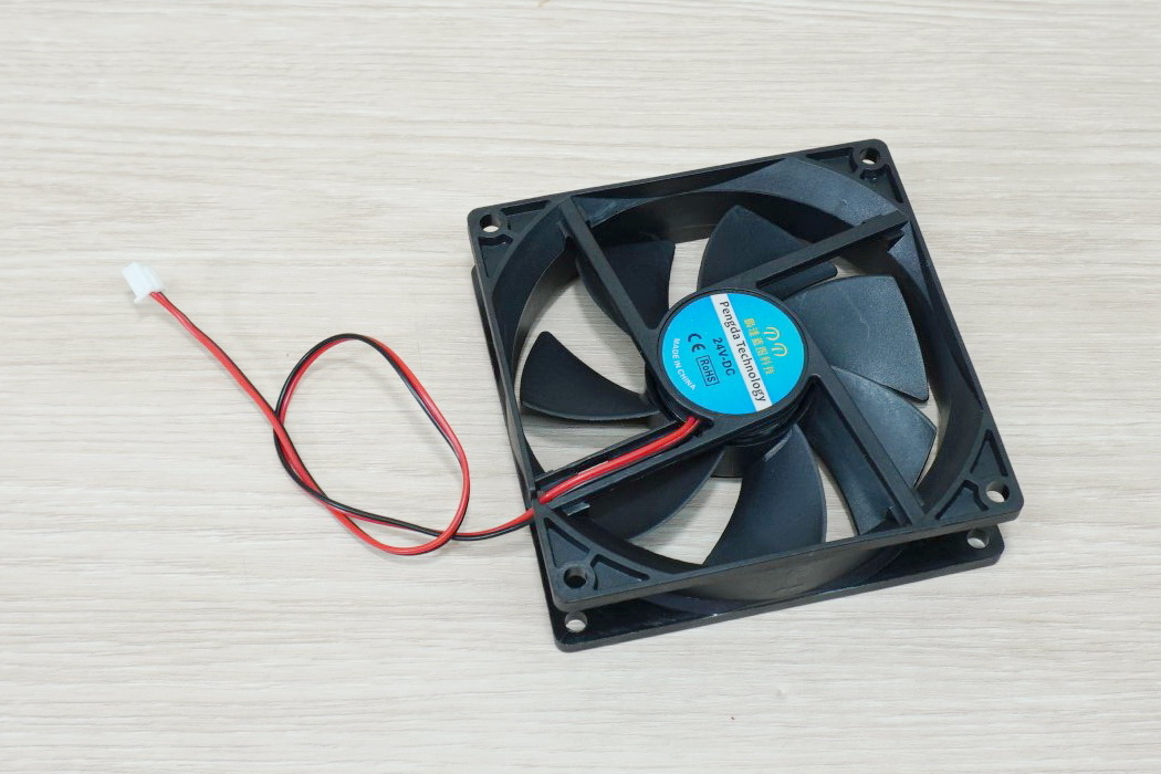 Fan 92 x 92 x 25mm DC 24V