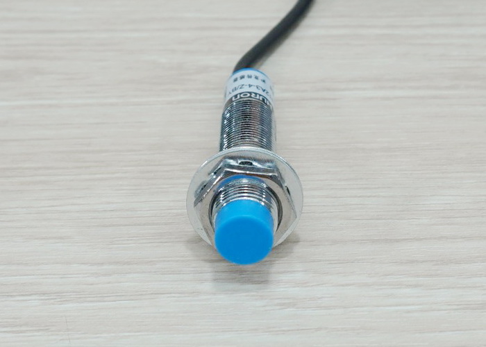 LJ12A3-4-Z/BY (PNP, NO ระยะ 4mm) 6-36V DC Inductive Proximity Sensor