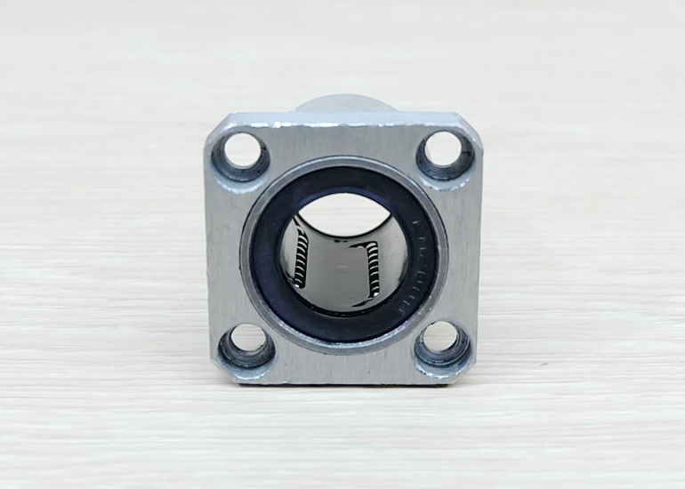 LMK20UU 20x32x42mm Square Flange Linear Ball Bearing 20mm