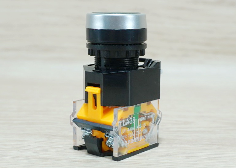 LA38 22mm Flat Head Pushbutton Switch 1NO/1NC Reset (Blue - กดติด-ปล่อยดับ) LA38-11BN