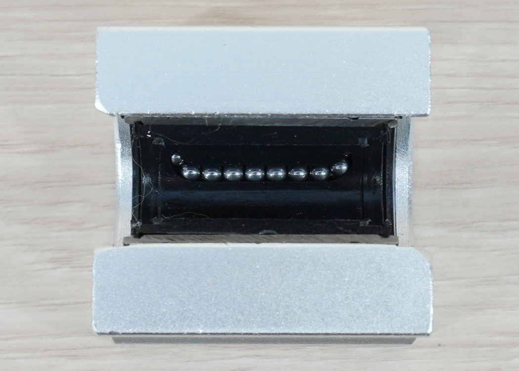 SBR16UU 16 mm Aluminum Linear Ball Bearing Block
