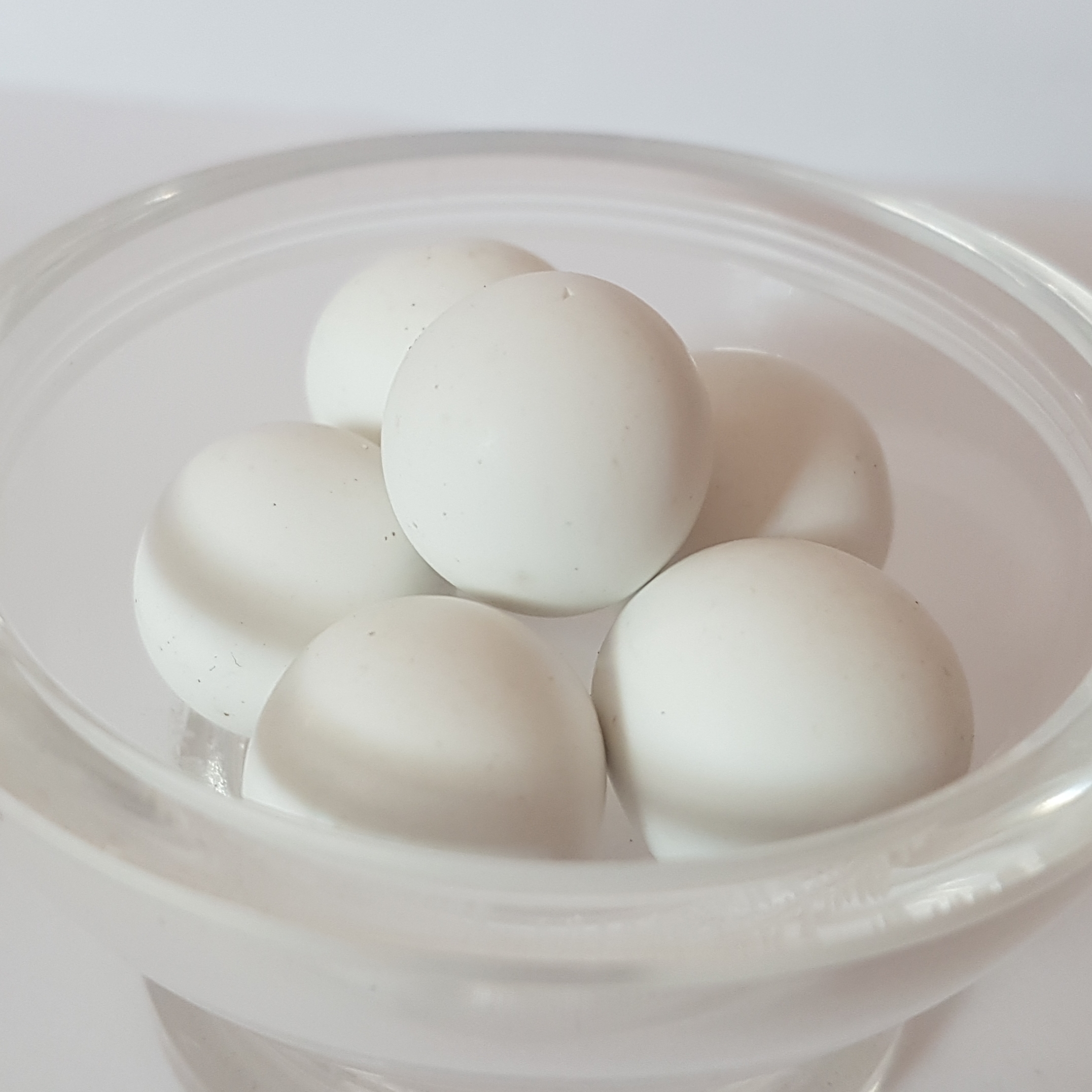 ไข่มุกกวมอิม เหล็กไหลสีขาว ธาตุกายสิทธิ์พลังเย็น(3 เม็ด 399 บาท)