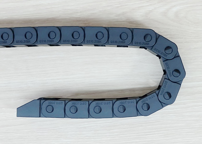 10 X 20 mm Cable Drag Chain R28mm ยาว 1M และ End Connectors