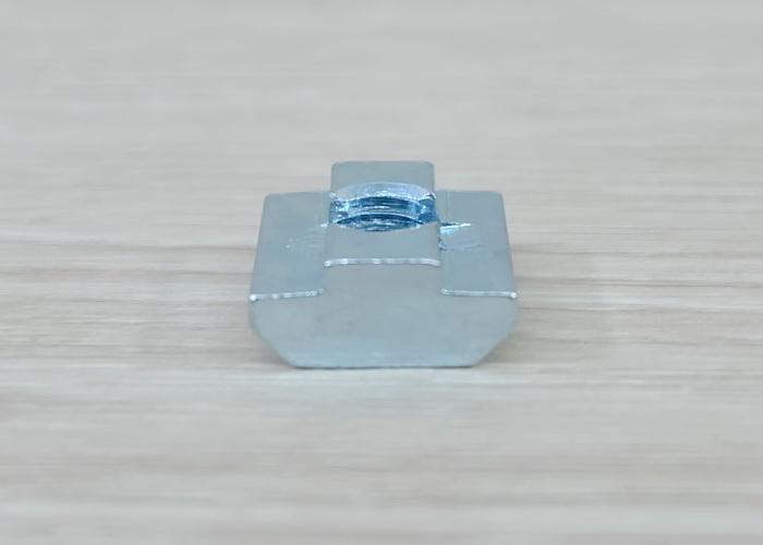 T-Nut M8 (20 ตัว/ชุด) 18x8mm สำหรับ Series 40 Alu Profile