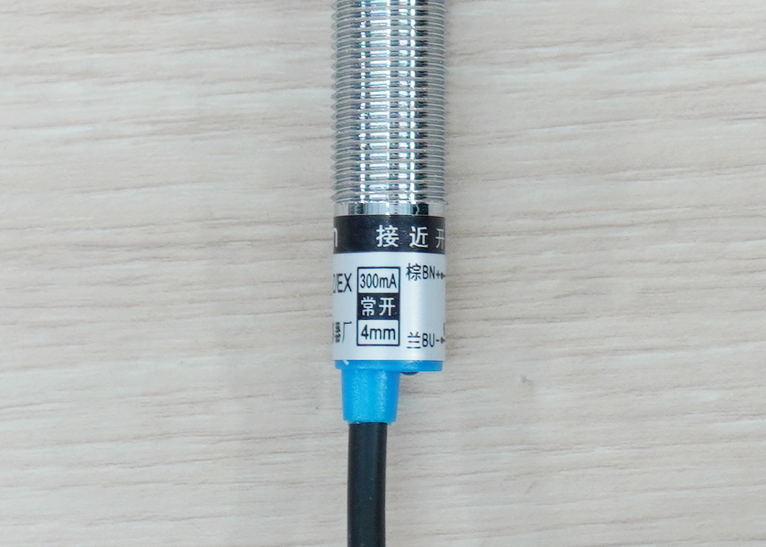 LJ12A3-4-Z/EX (2 Wire, NO ระยะ 4mm) 6-36V DC Inductive Proximity Sensor