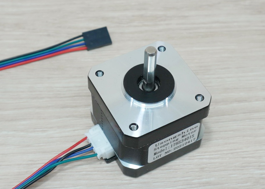 Usongshine - Stepper Motor (Nema17) แรงบิด 29 N.cm 1A (17HS3401S) Black End
