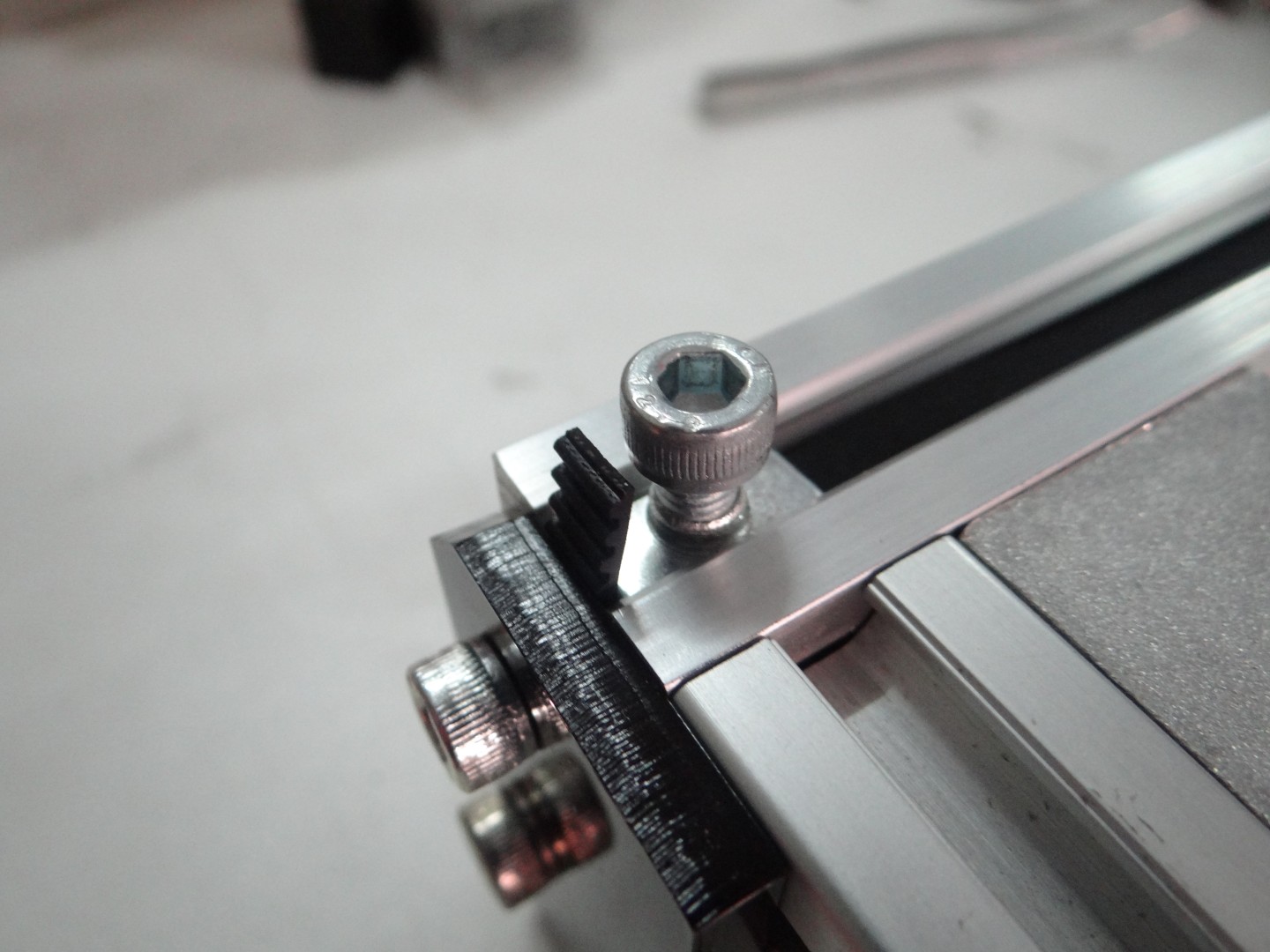 Flat T-Nut M5 Zn-plated (ชุด 20 ชิ้น)