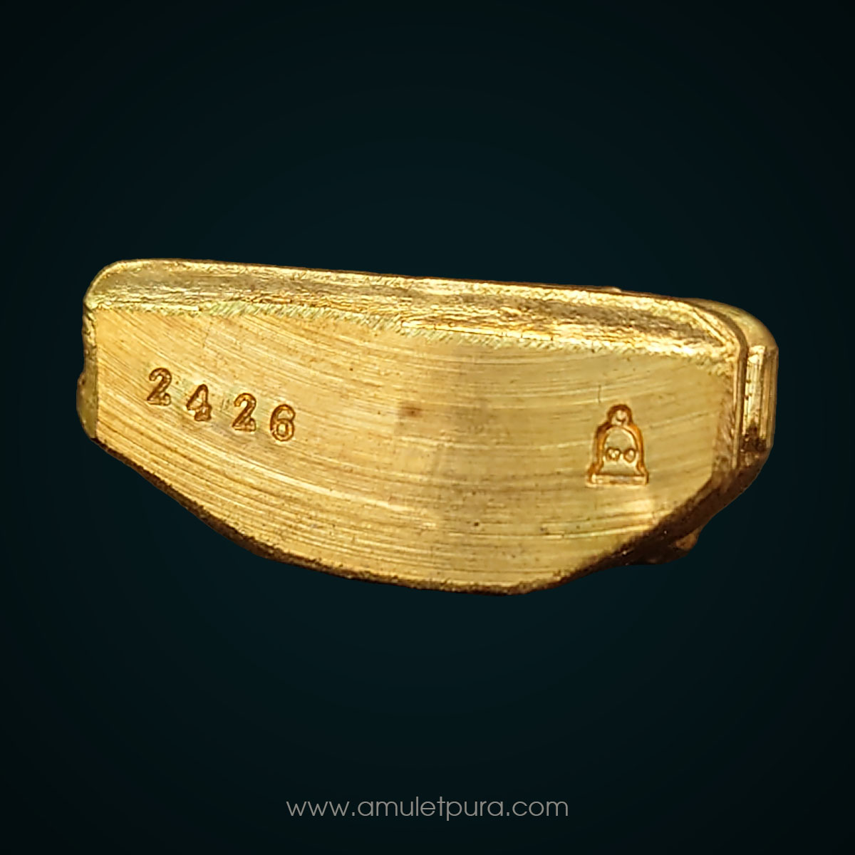 รูปเหมือนปั๊มครูบาอริยชาติ เนื้อทองแดง รุ่นสรงน้ำ รุ่นแรก ปี55 ครูบาอริยชาติ วัดแสงแก้วโพธิญาณ จ.เชียงราย (ใต้ฐานตอกโค้ด และหมายเลข 2426)