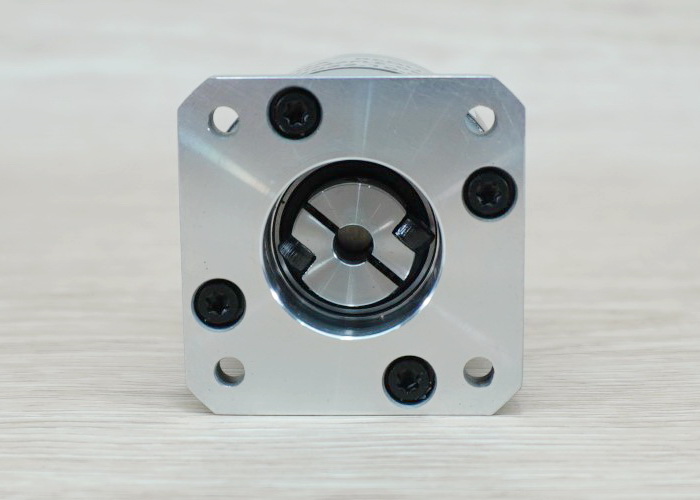Precision Planetary Gearbox Ratio 5:1 NEMA17 Speed Reducer (Shaft: IN 5mm - OUT 8mm)