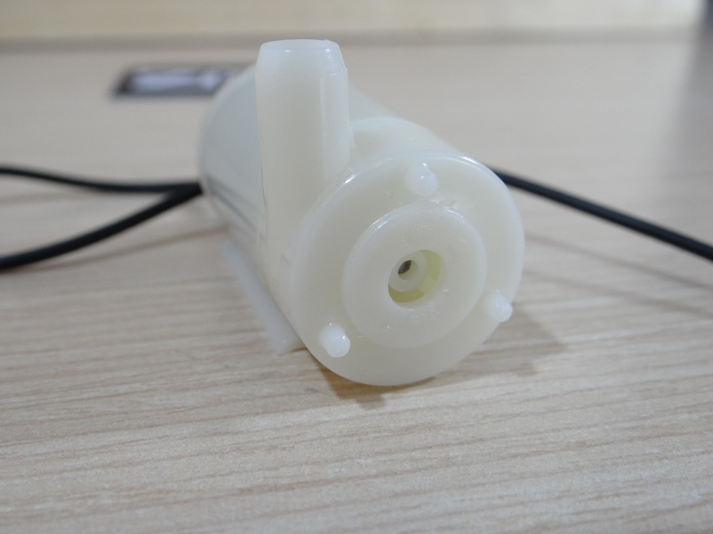 ปั๊มน้ำเล็ก DC pump 5V (สีขาว)