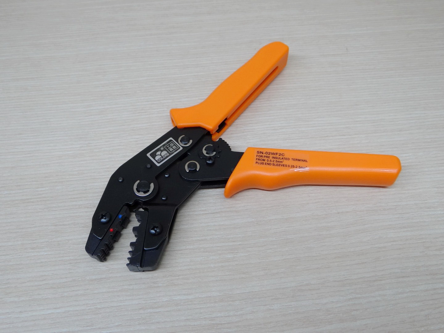 SN-02WF2C คีมเข้าหัวสายไฟ Crimping plier hand tool wire 0.14 - 2.5mm AWG 20-13