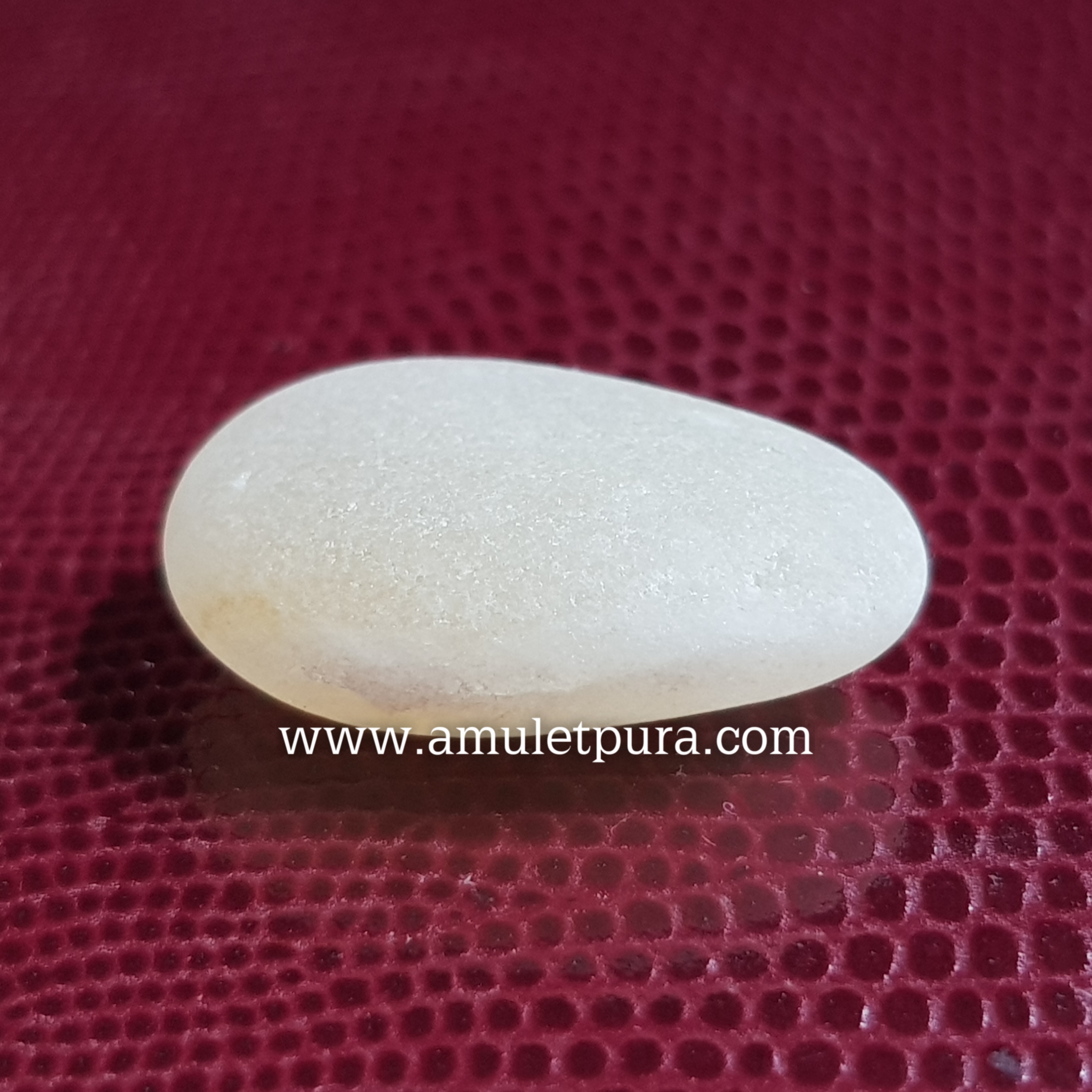 ปฐวีธาตุ(พระเพชร)แห่งลุ่มแม่นำโขง(เล็ก)หลวงปู่คำพันธ์ วัดธาตุมหาชัย จ.นครพนม