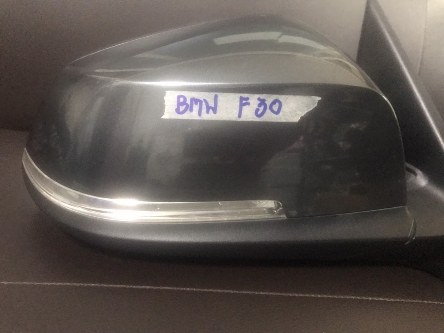 กระจกมองข้าง F30 R (ขวา) ของถอด