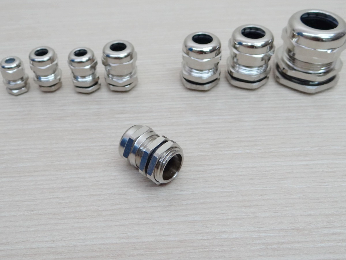 M16x1.5 Waterproof Cable Glands Connector (Nickel Brass Metal)