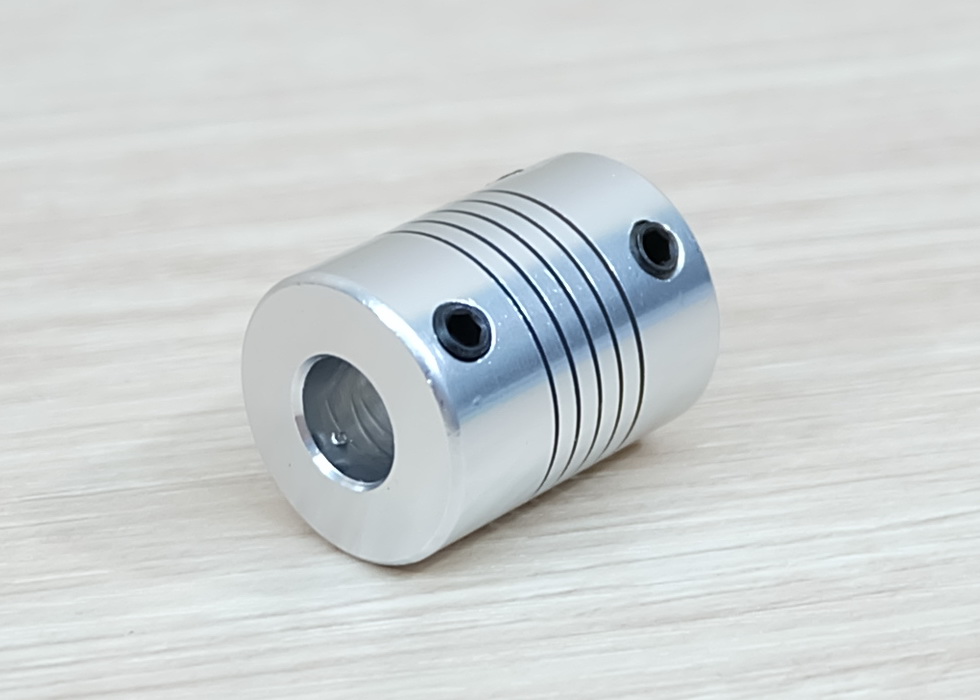 8 x 8 mm RS-Flexible Shaft Coupling D20 L25 mm