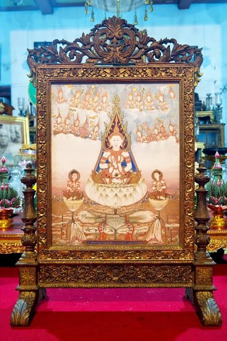 พระสุนทรีวาณี หลังพระนารายณ์ทรงครุฑ (เนื้อผงพุทธคุณ) ปี53 วัดสุทัศน์ฯ กรุงเทพมหานคร(ตอกโค้ด)