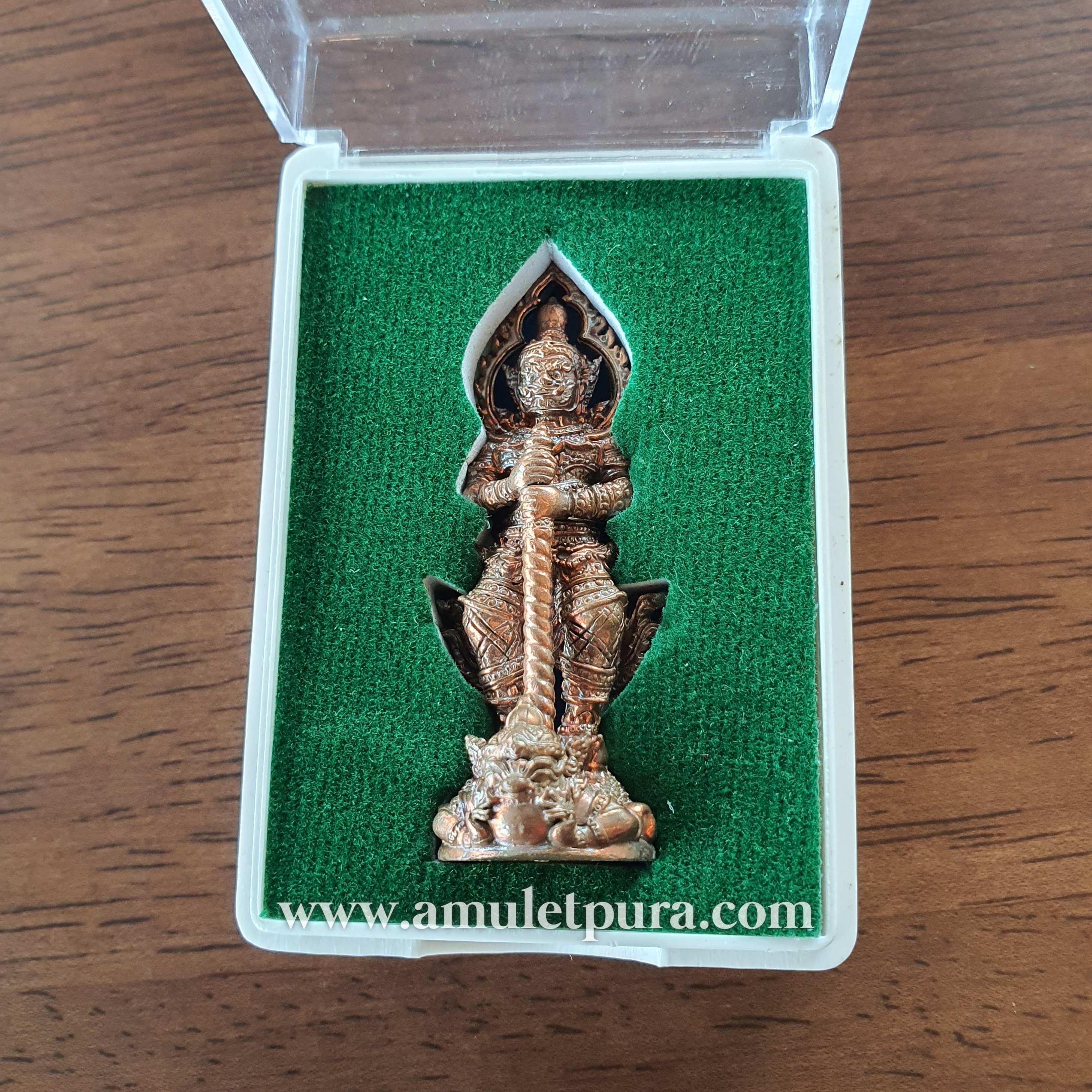 1 ใน 299 แจกศูนย์จอง ท้าวเวสสุวรรณหน้ายักษ์ (เนื้อสัมฤทธิ์ผิวไฟ) รุ่นเศรษฐีเฟื่องฟู ปี60 หลวงพ่อฟู วัดบางสมัคร จ.ฉะเชิงเทรา (ใต้ฐานอุดเทียนชัย มีโค้ด หมายเลข 135 แจกศูนย์จอง)