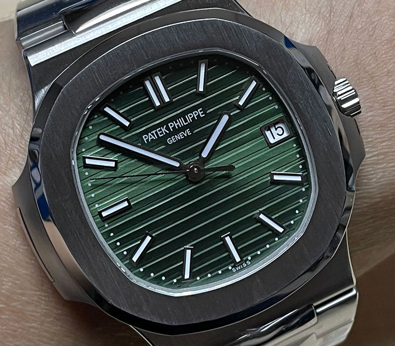 PATEK 5711 OLIVE GREEN 3KF V2
