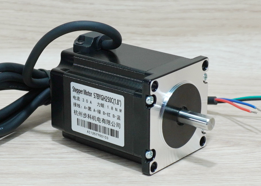 57BYGH250C - Stepper Motor (Nema23) แรงบิด 1.8N.m 3A Shaft 8mm - 2m Cable