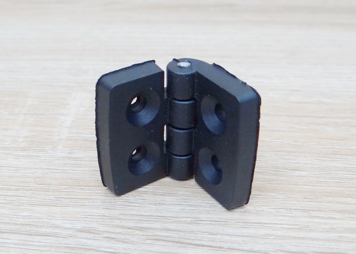 บานพับพลาสติกไนลอน Hinge for Alu-Profile 2020 ระยะรู 20x15 mm