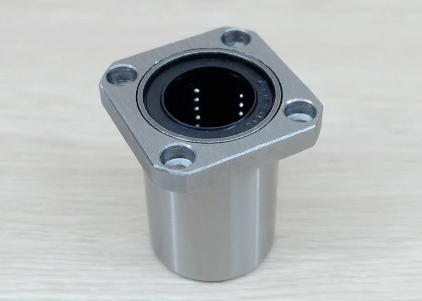 LMK25UU 25x40x59mm Square Flange Linear Ball Bearing 25mm