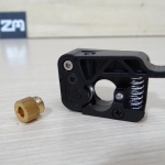Extruder 1.75mm wire feed (Right side) for Makerbot พร้อมเฟือง 36 tooth