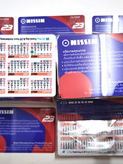 Pro พฤศจิกายน-ธันวาคม พิมพ์บัตรนักสะสมการ์ด รับทำการ์ดที่ระลึก ผลิตการ์ดปฏิทิน ดัดโค้งงอได้ Pvc 0.3 Card