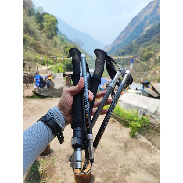 SAFARI ไม้เท้าเดินป่า น้ำหนักเบา พับ 3 ท่อน AVILIA AP Carbon Fiber Foldable 105-125 cm image 8